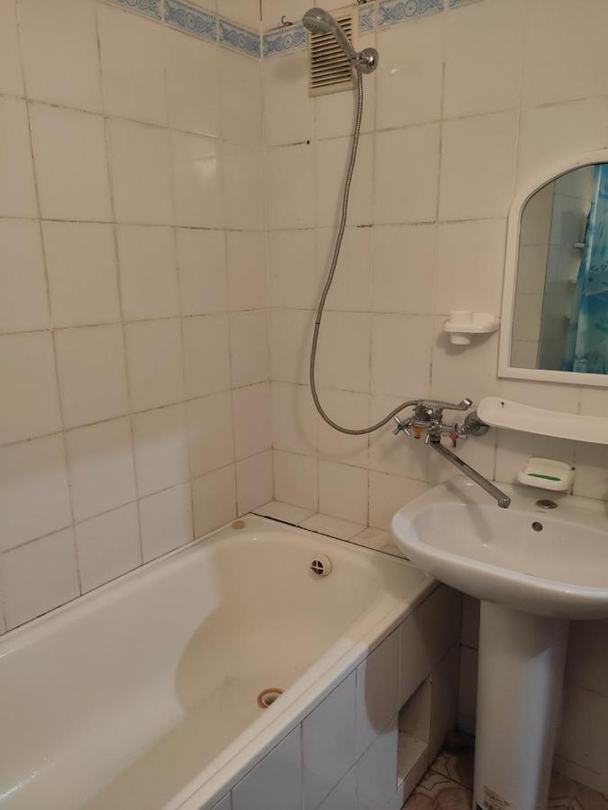 Holiday Home U Tetiany Kamjanets-Podilskyi Eksteriør billede