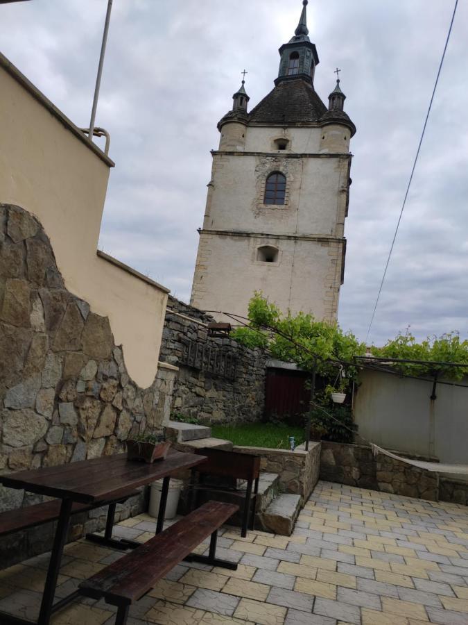Holiday Home U Tetiany Kamjanets-Podilskyi Eksteriør billede
